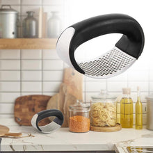 Load image into Gallery viewer, Curved Garlic Grinding Slicer Chopper